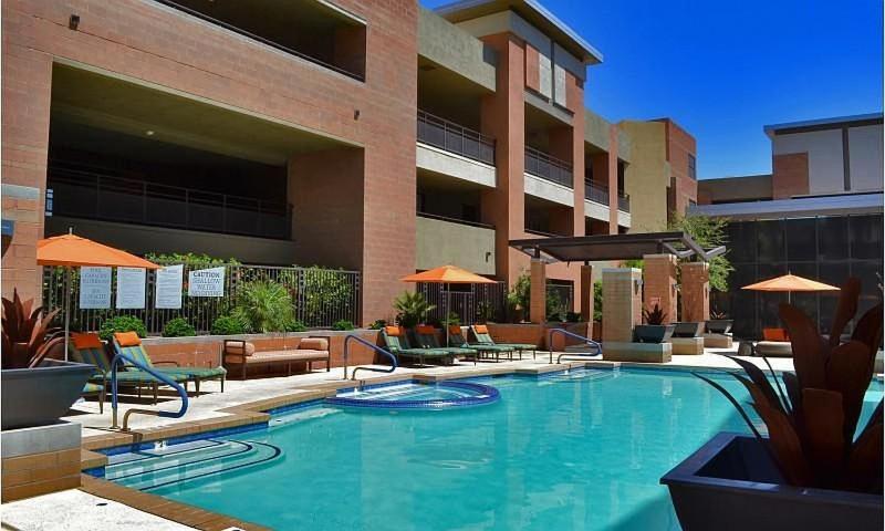 Step Out To Historic Old Town Scottsdale 2 King/2Bath W/Pool 아파트 외부 사진